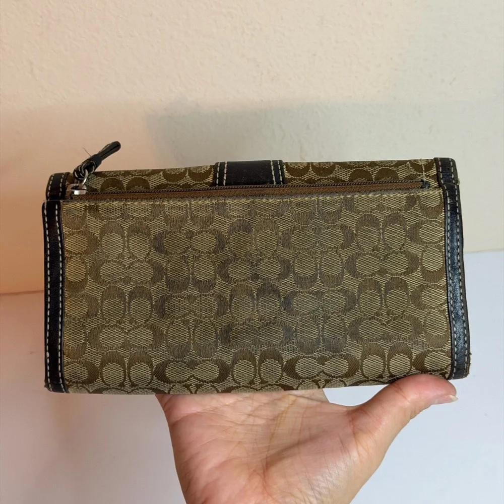 Coach Y2K SoHo Buckle Signature Long Trifold Wallet